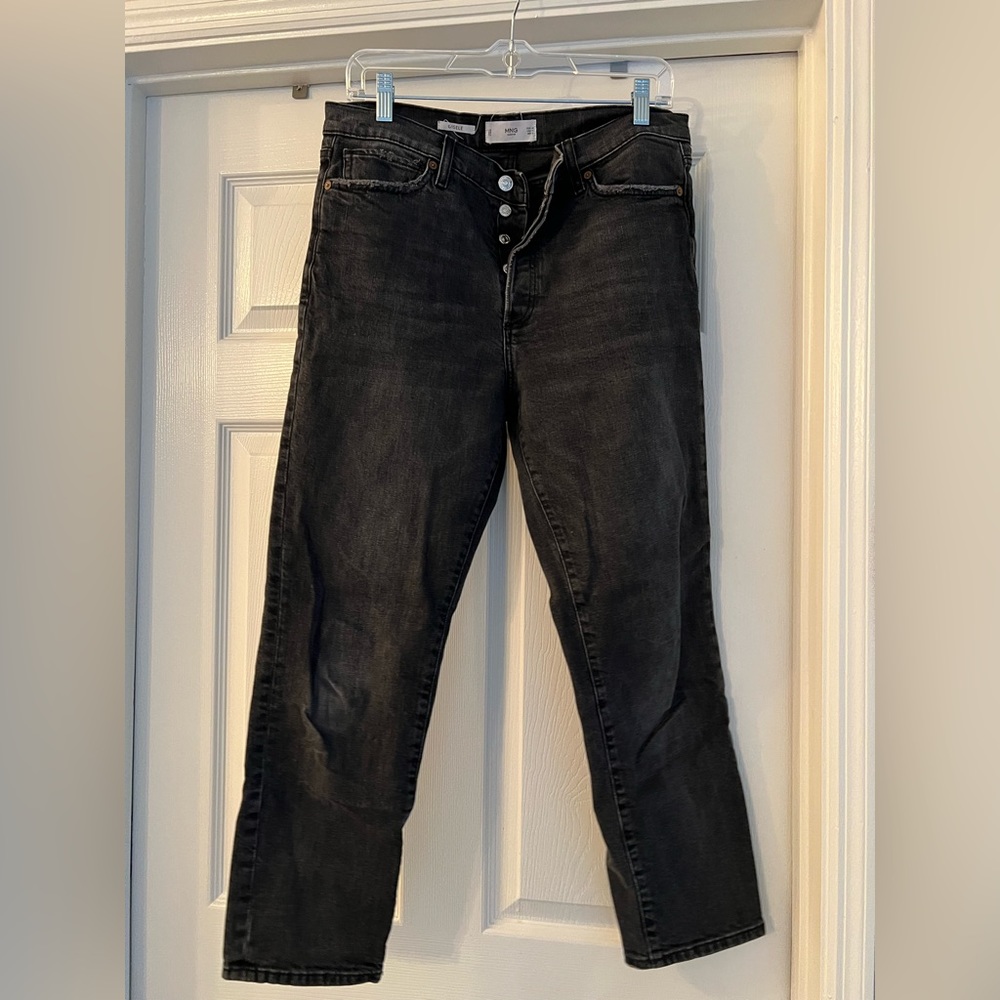 Mango Black wash cropped jeans. Size 10
